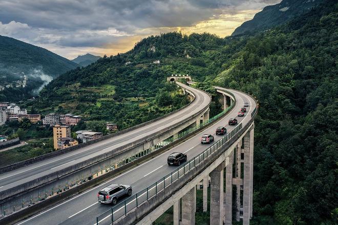 露营”全能王！猛士M817Max+版上市MG不朽情缘3699万拿下“通勤+越野+(图7)